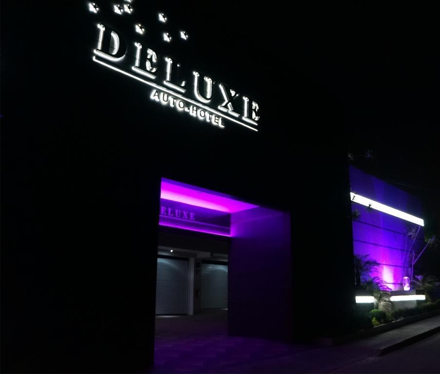 Auto Hotel Deluxe Эль-Альканфор Экстерьер фото
